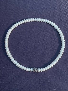Luxurious & modern 17” freshwater pearl necklace.Sterling Silver magnetic clasp.